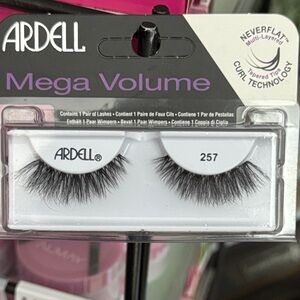Ardell Mega Volume Lashes 257 Black